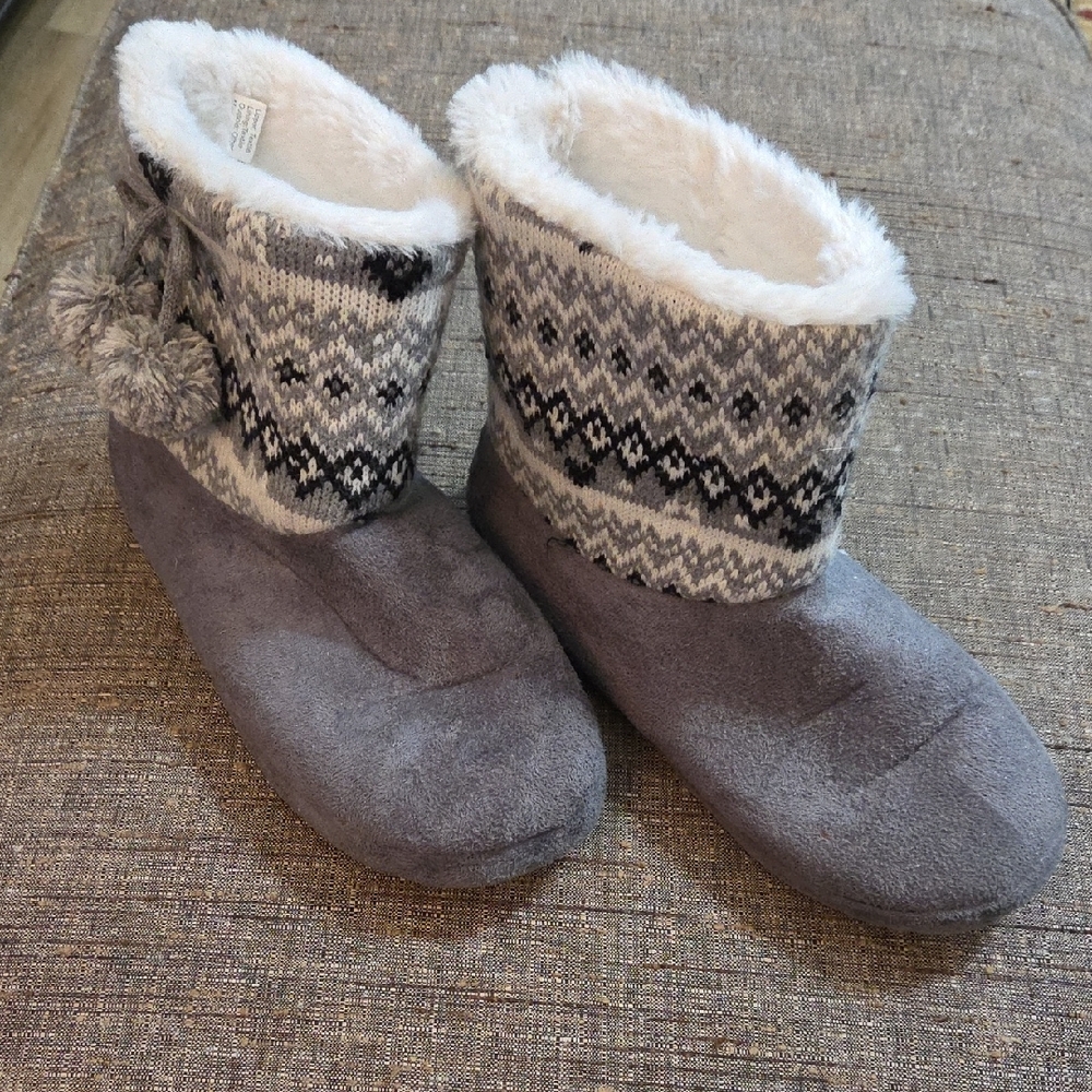 Cozy Gray Women's Booties